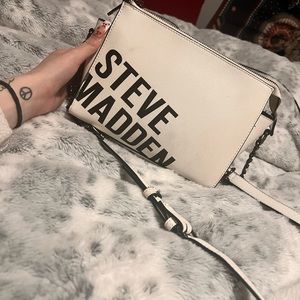 Steve Madden purse.